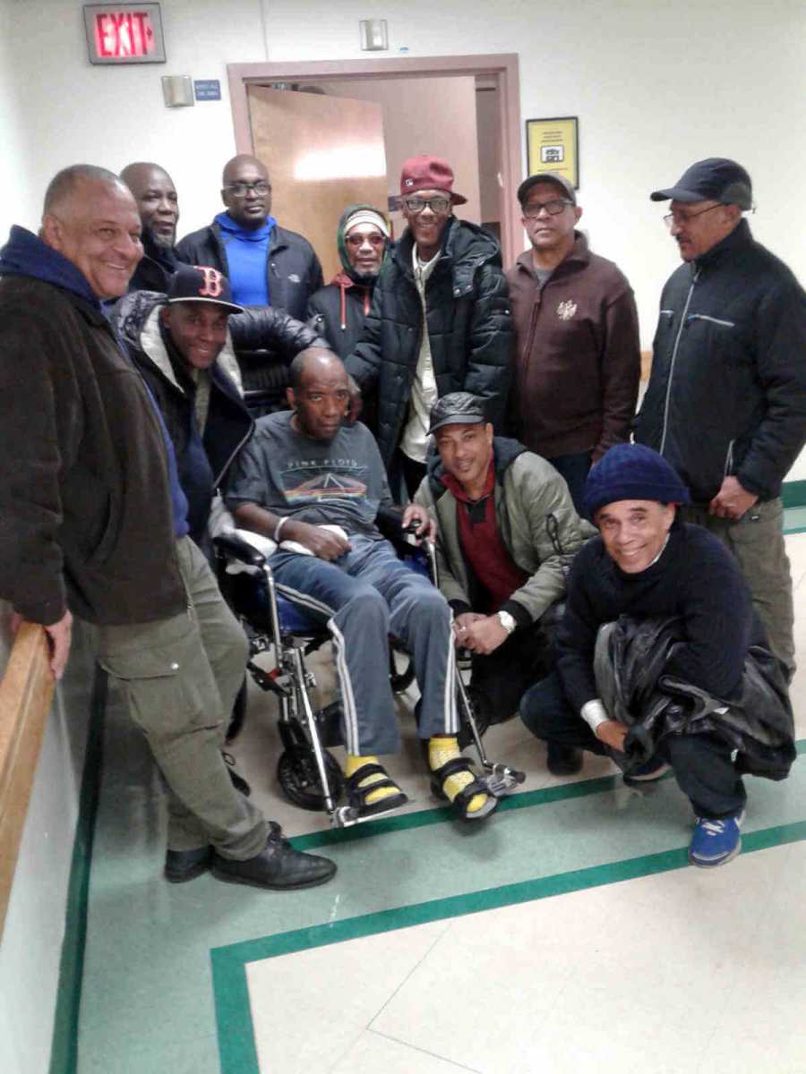 Vincy calypsonians give hospitalized colleague early Christmas gift