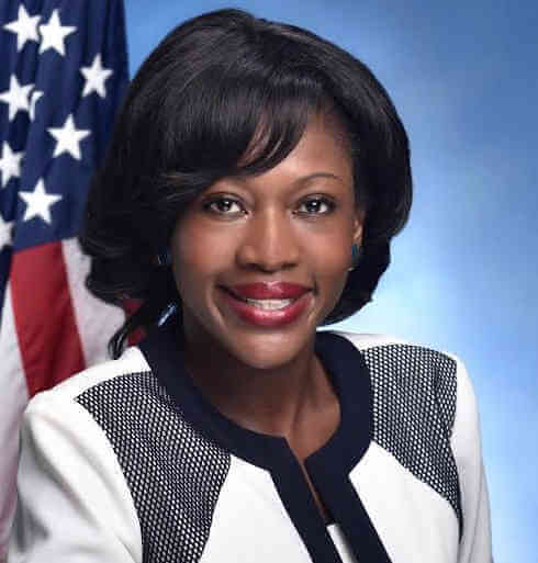 Richardson’s bill to protect new mothers signed into law