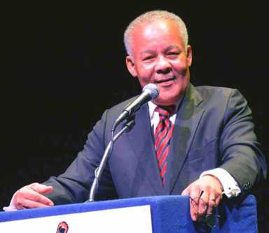 Owen Arthur in new Liat chair but …