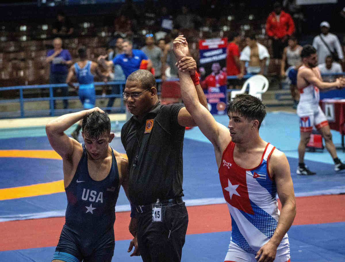 US wrestlers compete in Cuba despite frayed relations