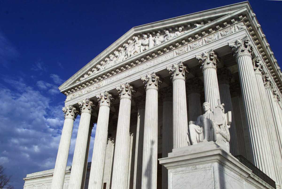 FILE PHOTO: FILE PHOTO: FILE PHOTO OF US SUPREME COURT BUIDLING.