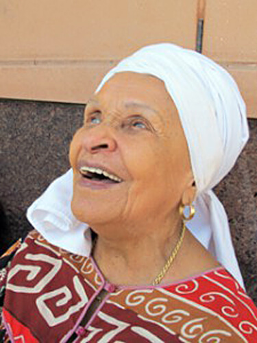 Auntie Comesee, Guyanese radio star. © Ruth Lor Malloy 2011