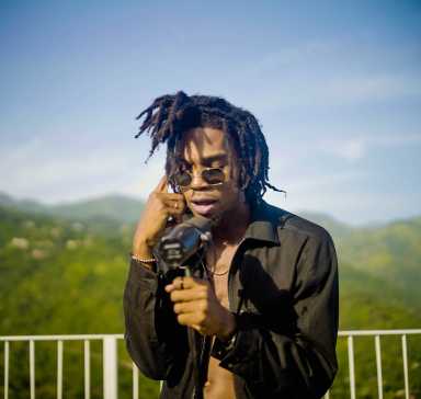 Musical Artist D’yani.  @shotbydeth