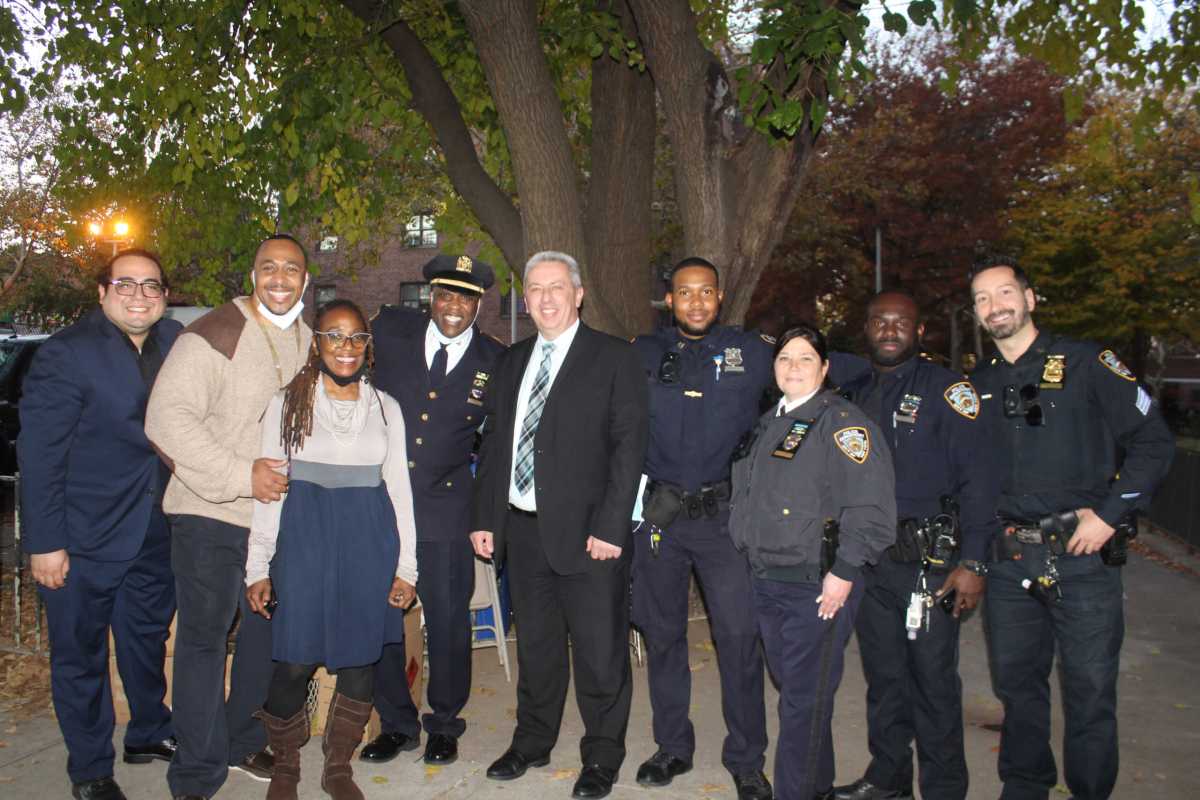 fighting-gun-violence-2021-11-26-tc-cl02