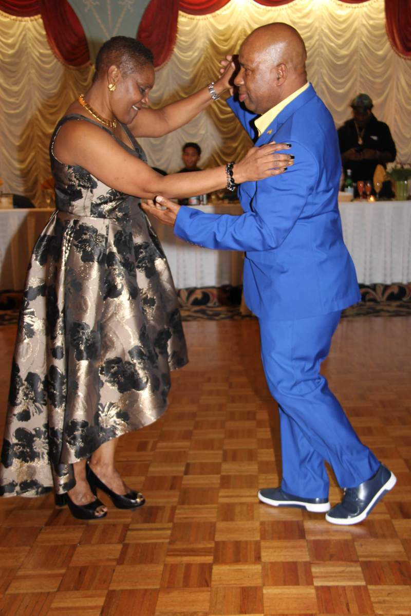 vincy-couple-celebrates-35-years-2021-11-12-nk-cl01