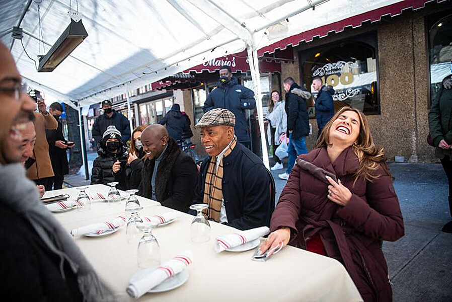 nyc-restaurant-outdoor-dining-2022-02-11-nk-cl01