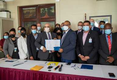 gphc-northwell-sign agreement-2022-03-11-tc-cl01