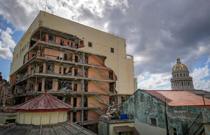 Cuba Explosion Hotel – Church