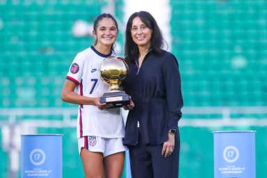 cwu17-award-winners-2022-05-12-nk-cl01