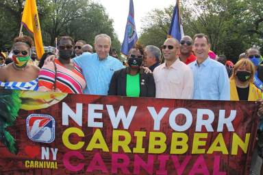 Politicians at start of Carnival March last Labor Day, 2021.