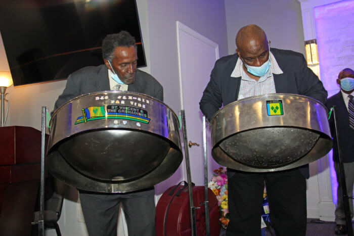 Trevor Hepburn, left, and Arthur Smith pay tribute on pan.