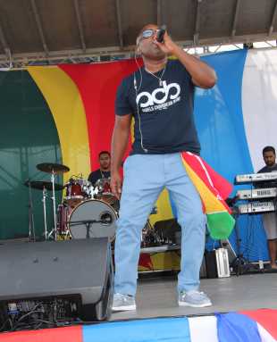 Super Terry belches out "Aye Fatty Bum Bum", "My Commanding Wife" and Sparrow's "Congo Man", among other hits.