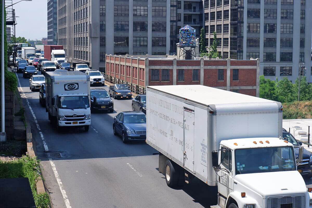 Traffic on the BQE in Brooklyn Heights.