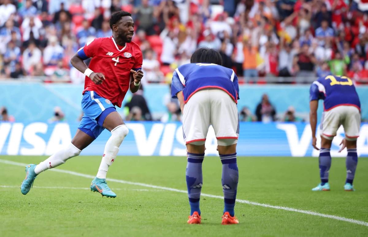 DOHA, QATAR - NOVEMBER 27: Keysher Fuller of Costa Rica celebrates after scoring their team's first goal during the FIFA World Cup Qatar 2022 Group E match between Japan and Costa Rica at Ahmad Bin Ali Stadium on Nov. 27, 2022 in Doha, Qatar.