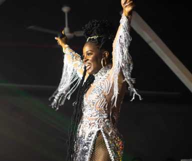 Tynie performing live at Queendom.