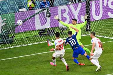 Christian Pulisic of United States scores his team's first goal during the FIFA World Cup Qatar 2022 Group B match at Al Thumama Stadium on Nov 29, 2022 in Doha, Qatar.