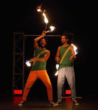 Dancing with flags and flames of Olympic pageantry, invoking the iconic Olympic rings and showcasing Ethiopia’s diverse culture, the show emulates the mesmerizing thrills of the race that made Derartu a star.