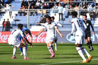 Niko Tsakiris of USA celebrates with his teammates after scoring the team's second goal during the FIFA U-20 World Cup Argentina 2023 Group B match between Slovakia and USA at Estadio San Juan on May 26, 2023 in San Juan, Argentina.