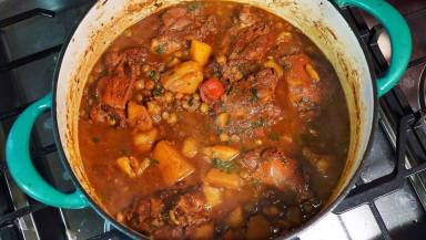 Curry-Stew Chicken With Pigeon Peas And Potato recipe.