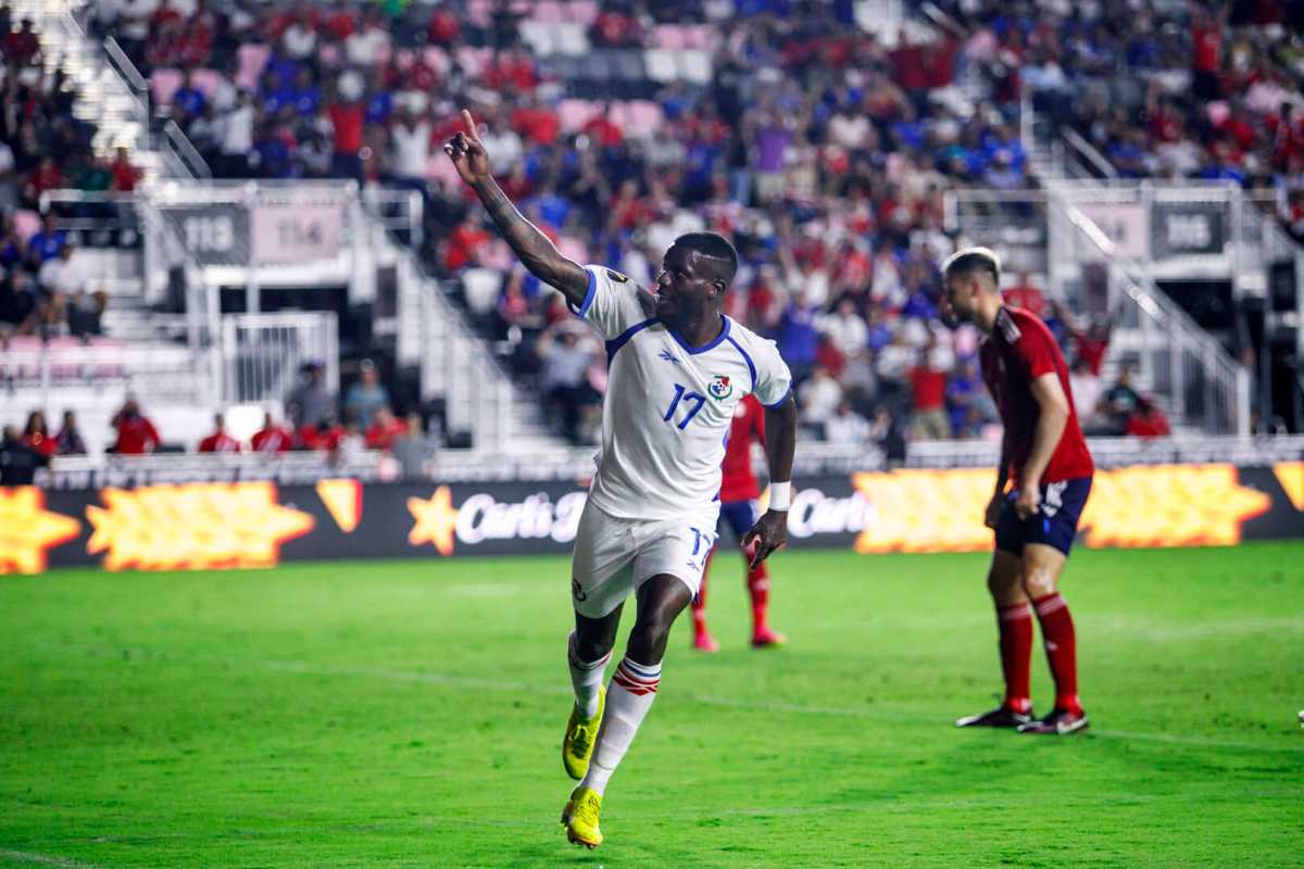 Fajardo, Barcenas headers lay groundwork for Panama’s triumph.