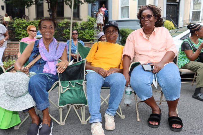 Enjoying the Fun Day, L-R: Jamaicans Seleta Lubell and Doreen Thomas, and Guyanese Minerva Beaton.