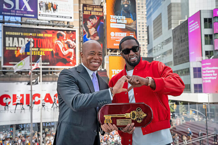 Mayor Eric Adams presents Sean ‘Diddy’ Combs with a Key to the City of New York.