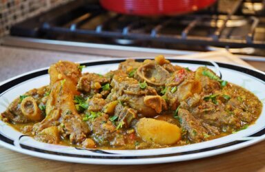 Easy and Delicious Curry Lamb with Potato and Chickpeas Recipe.