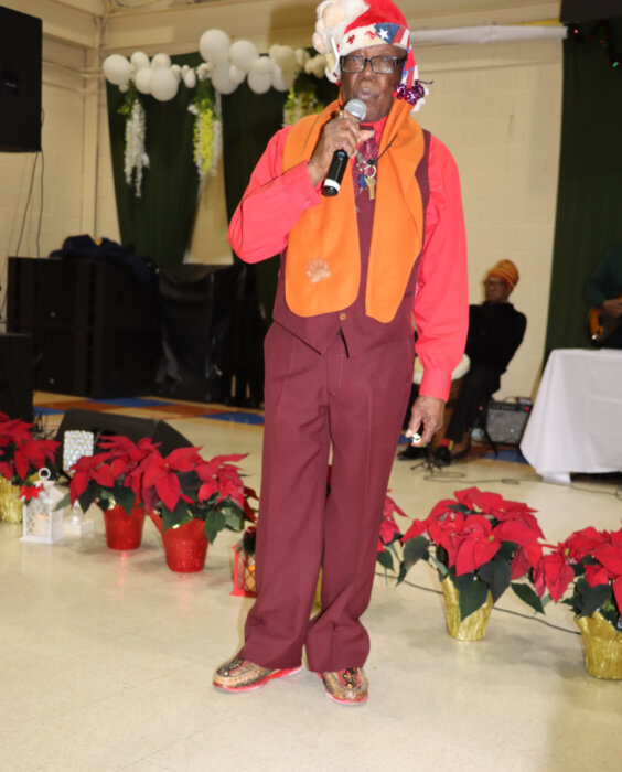 97-year-old Haywood Thomas serenades.