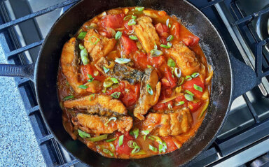 How to Make Delicious Stewed Salmon at Home.