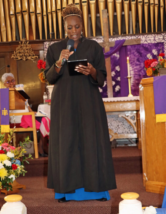 Rev. Wendy Paul Paige, pastor of Kings Highway United Methodist Church, preaches 'She's Right.’
