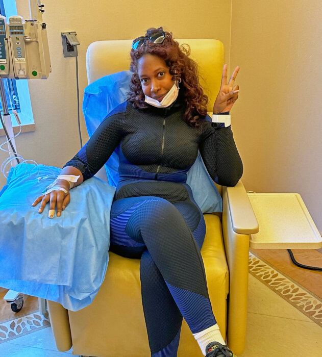 Shenae Craig enduring her chemotherapy sessions.