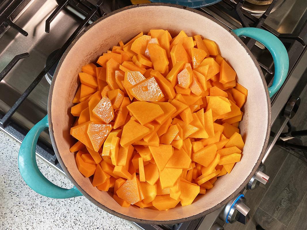 Discover the Secret to Perfectly Spiced Stewed Pumpkin – Flavorful and Healthy!