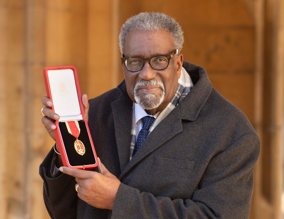 Sir Clive supports President Ali as new head of CARICOM sub-committee on cricket – Caribbean Life