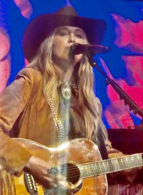 Grammy-Award winner Country singer Lainey Wilson performing at the Women Who Rock for Women's Health, and Women's History Month event at King's Theatre on April 3.