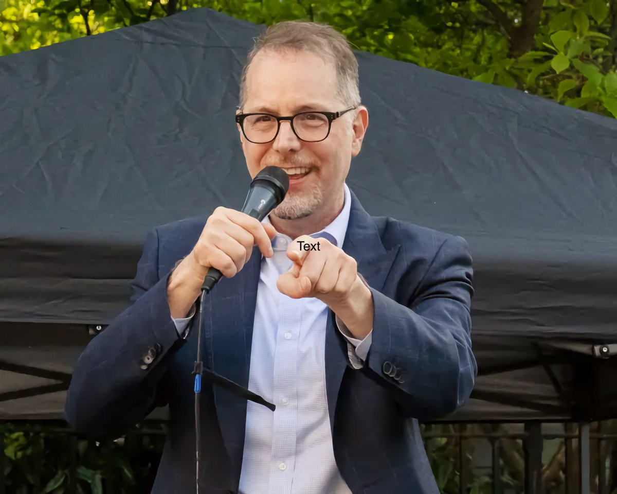 Mark Levine announces candidacy race for NY Comptroller.