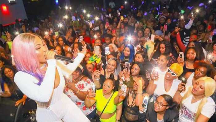 Reggae Sumfest tixes ‘moving along nicely’ 1 Shenseea performing in Poughkeepsie, New York.