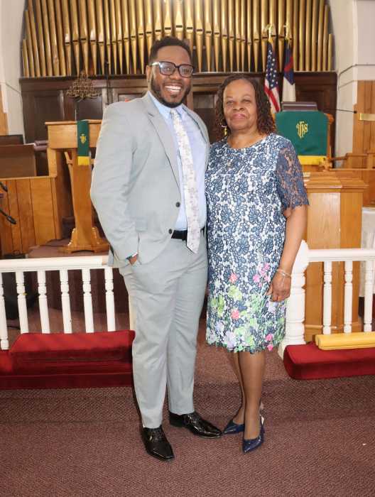 Min. Ian Wharton with his aunt Cicely Wharton-White.