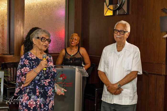Heavy D’s mom Eulahlee Myers speaks at the Awards Ceremony.