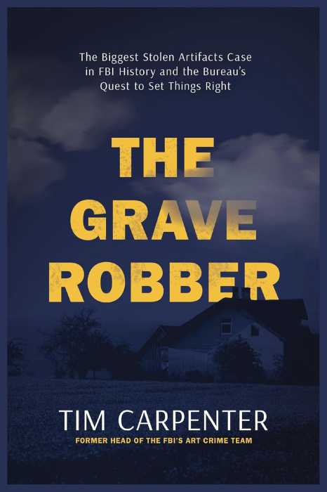 Book cover of “The Grave Robber” by Tim Carpenter.