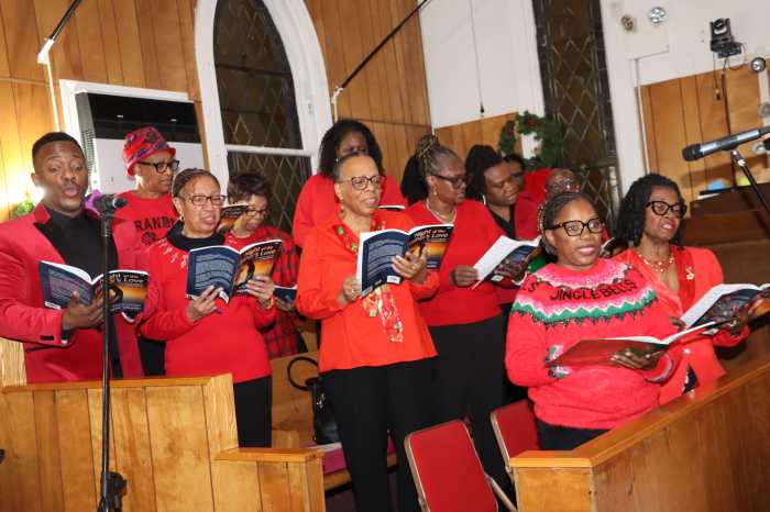 Combined Choir sings "Seeking a King."
