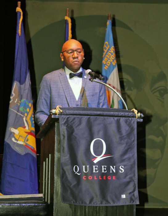 Queens Borough President Donovan J. Richards, Jr. addressed a large audience at the Annual MLK commemoration in the Goldstein Theatre at CUNY Queens College on January 18. The celebration showcased a special video presentation -Rooting for SEEK, a Proclamation presentation to Broadcast Journalist, Civil Rights Advocate, Carol Jenkins, speeches and a jazz session honoring the freedom fighter.