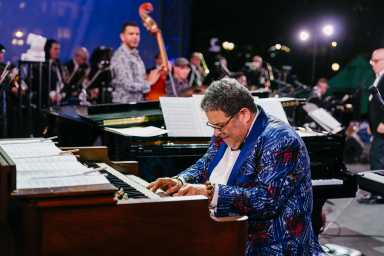 Composer, pianist, bandleader, six-time GRAMMY winner, and two-time Latin GRAMMY winner Arturo O’Farrill playing the organ during a performance at Bryant Park on Sept 13, 2024.