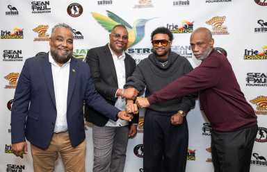 Jamaica Strong Executives (from left) Bobby Clarke, Irie Jam radio; Kacy Rankine, Roadblock radio; and George Crooks (R), Jammins Events share lens time with GRAMMY-winning dancehall/reggae icon Shaggy (3rd from left).