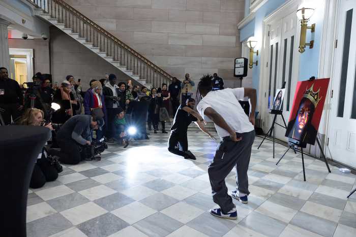 Performance by Straw Hatz.